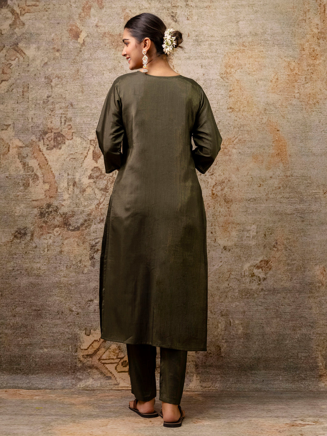 Women Kurta and Pant Sets Simar Silk fabric - FitVibe Fashion