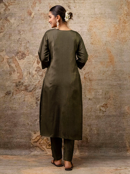 Women Kurta and Pant Sets Simar Silk fabric - FitVibe Fashion