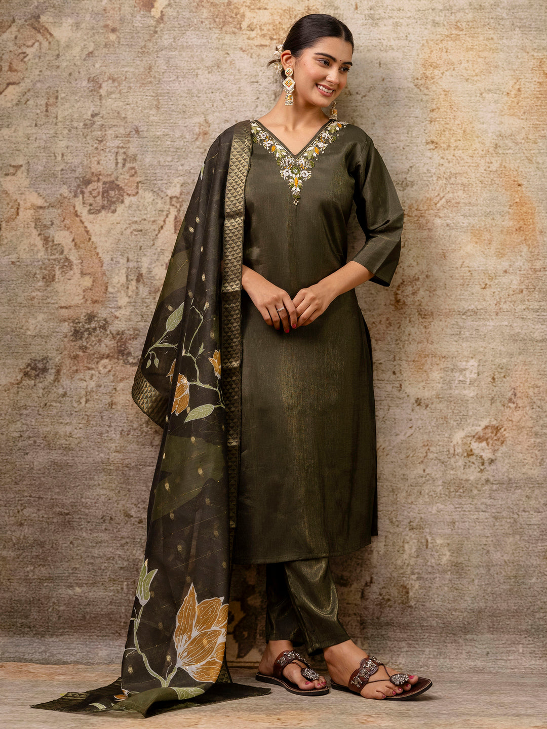 Women Kurta and Pant Sets Simar Silk fabric - FitVibe Fashion