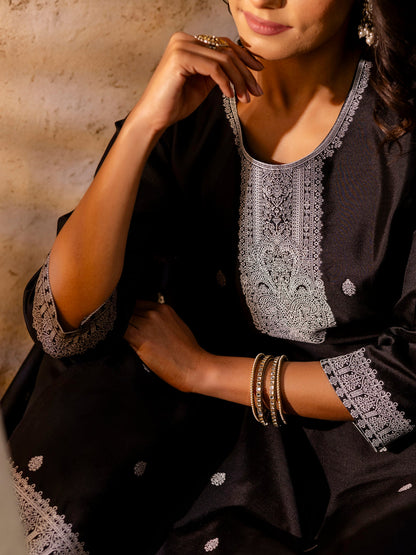 Women's Embroidered Cotton Blend Kurta Pant Sets with Dupatta - FitVibe Fashion