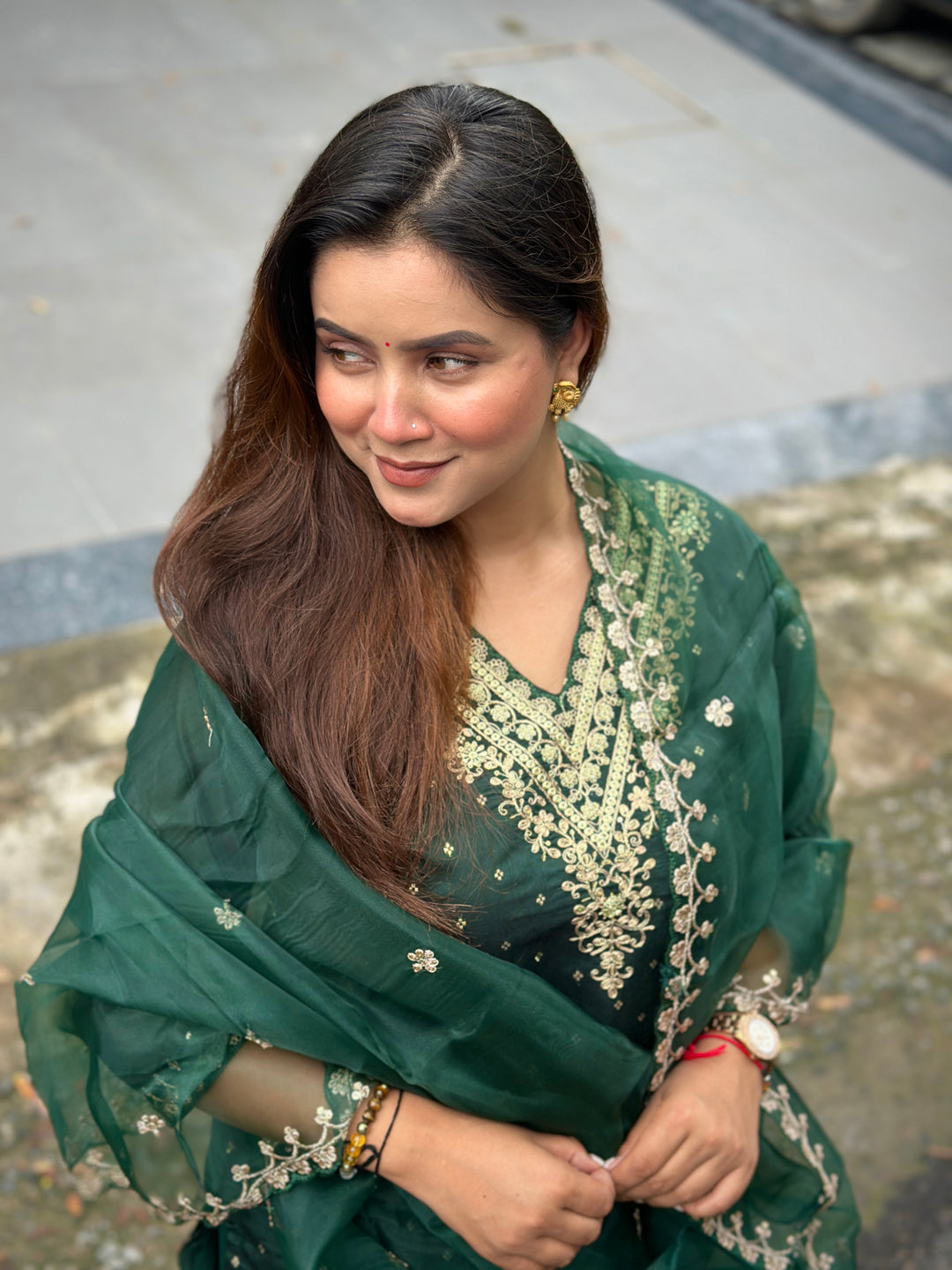 Vedhika Women’s Embroidered Chanderi Silk Kurta & Pant Set – Ready-to-Wear Festive Outfit - FitVibe Fashion