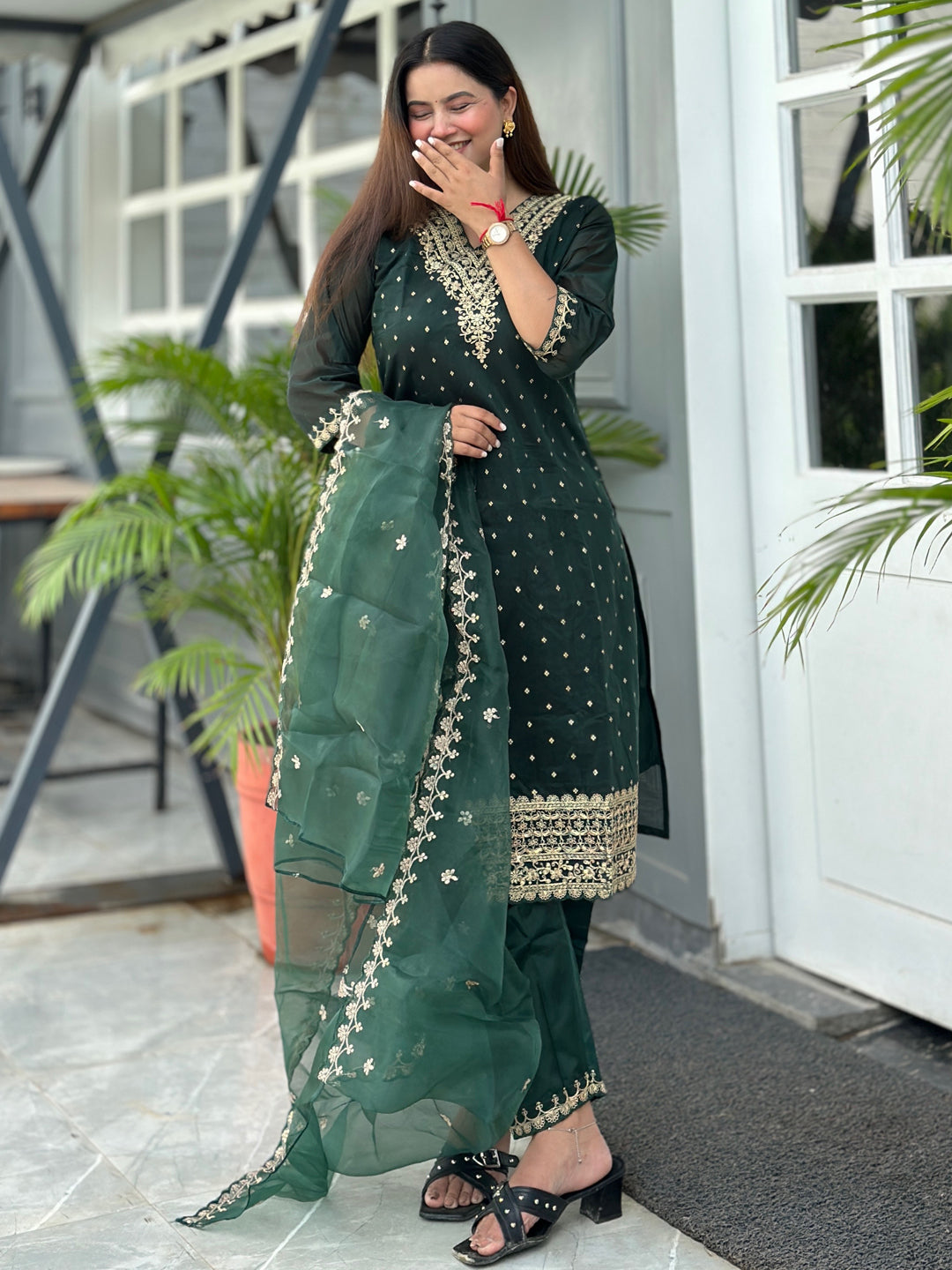 Vedhika Women’s Embroidered Chanderi Silk Kurta & Pant Set – Ready-to-Wear Festive Outfit - FitVibe Fashion