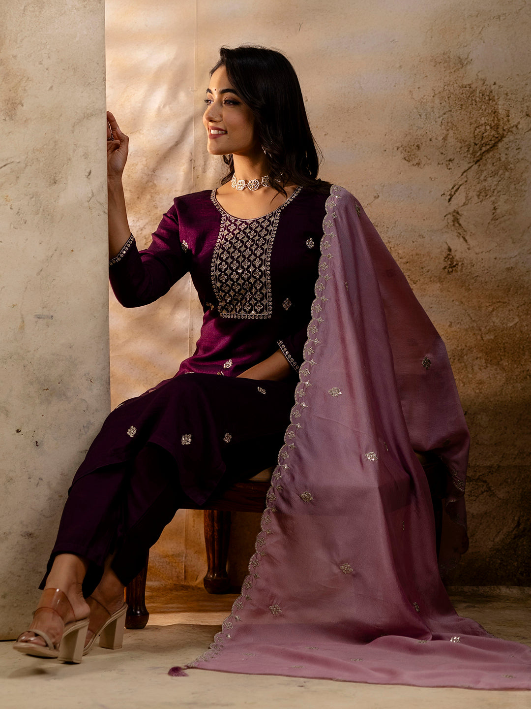 Women's Embroidered Silk Blend Kurta Pant Sets With Dupatta - FitVibe Fashion