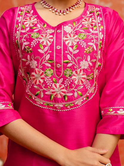 Women Silk Blend Kurta Pant Dupatta Set - FitVibe Fashion