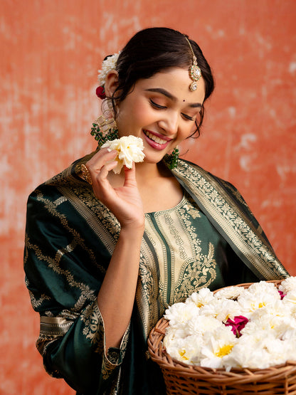 Women Silk Blend Kurta Pant Dupatta Set - FitVibe Fashion