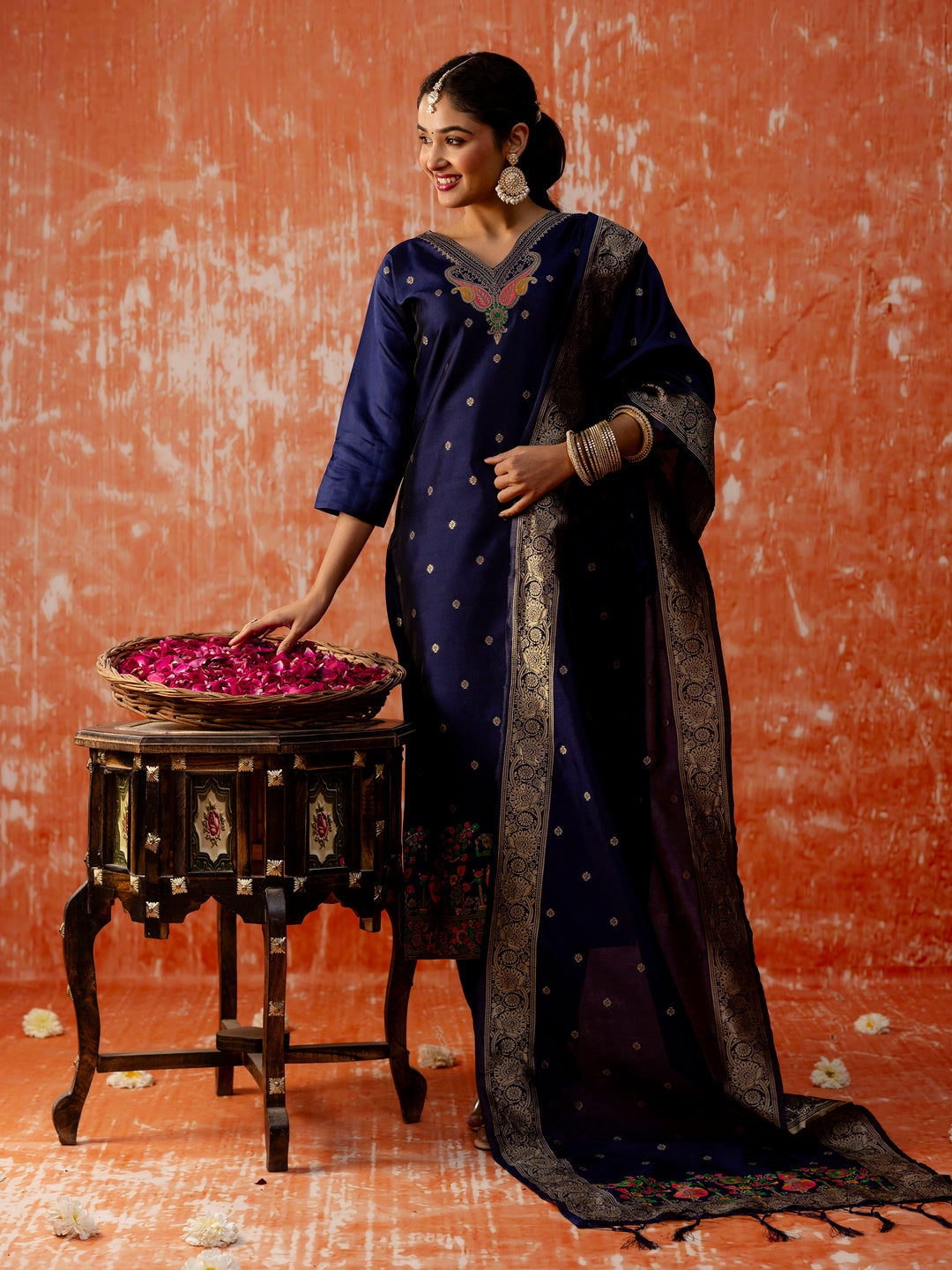 Padmavati Women Silk Blend Kurta Pant Dupatta Set - FitVibe Fashion