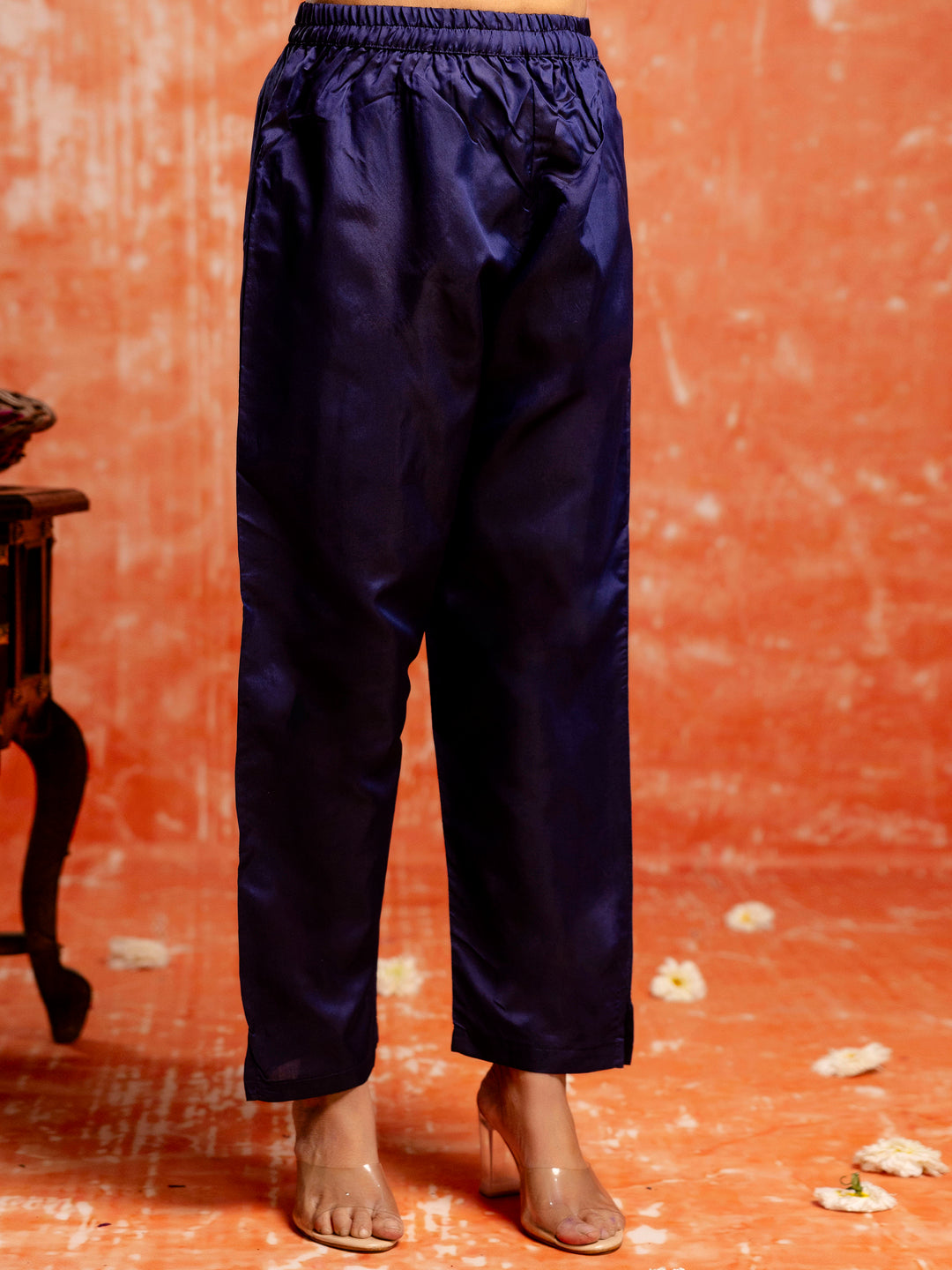 Padmavati Women Silk Blend Kurta Pant Dupatta Set - FitVibe Fashion