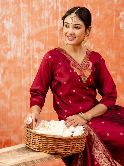 Padmavati Women Silk Blend Kurta Pant Dupatta Set - FitVibe Fashion