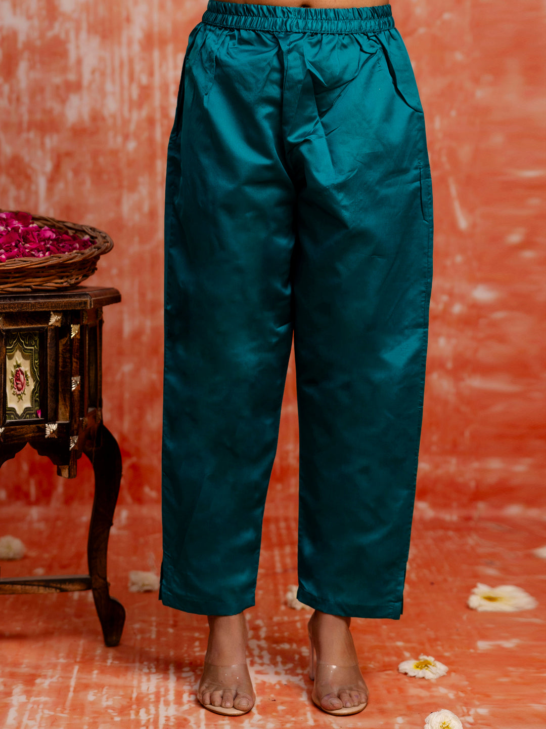 Padmavati Women Silk Blend Kurta Pant Dupatta Set - FitVibe Fashion