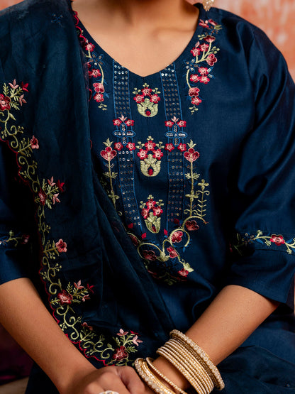 Women's Viscose Rayon Embroidered Kurta Pant Set with Organza Dupatta Modern and Traditional Blend Ethnic Wear Set - FitVibe Fashion