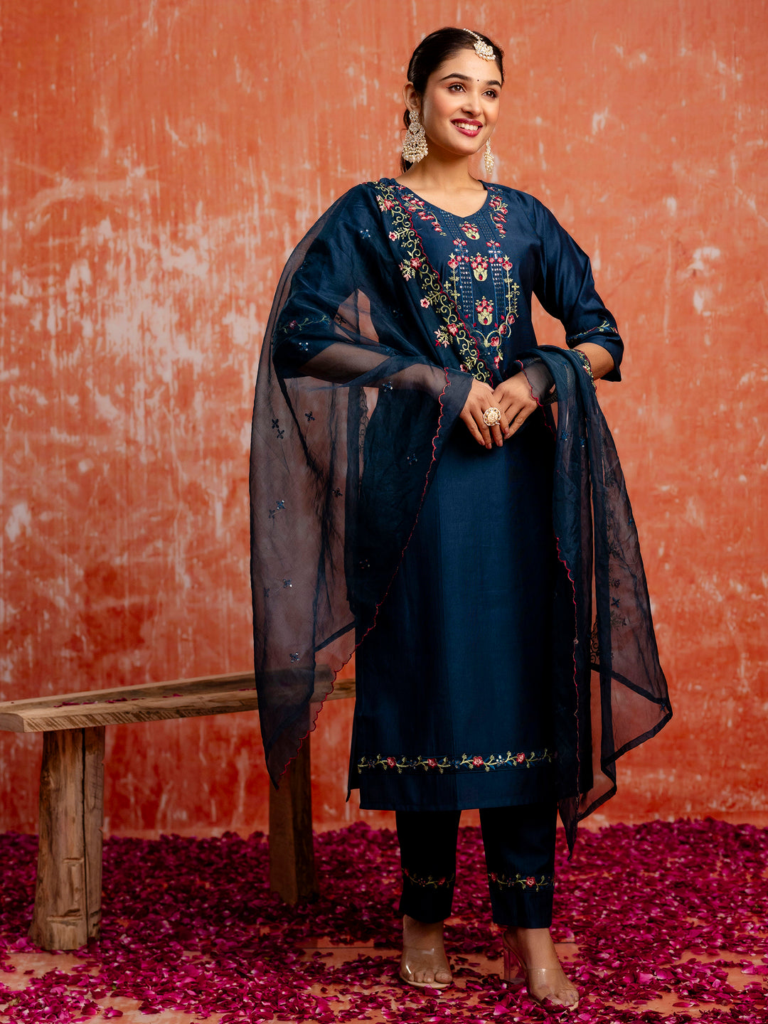 Women's Viscose Rayon Embroidered Kurta Pant Set with Organza Dupatta Modern and Traditional Blend Ethnic Wear Set - FitVibe Fashion