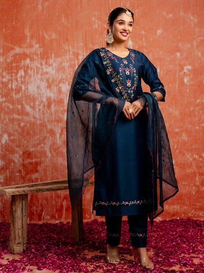 Women's Viscose Rayon Embroidered Kurta Pant Set with Organza Dupatta Modern and Traditional Blend Ethnic Wear Set - FitVibe Fashion