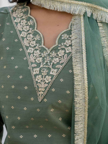 Akrita Women Silk Blend Kurta Pant Dupatta Set