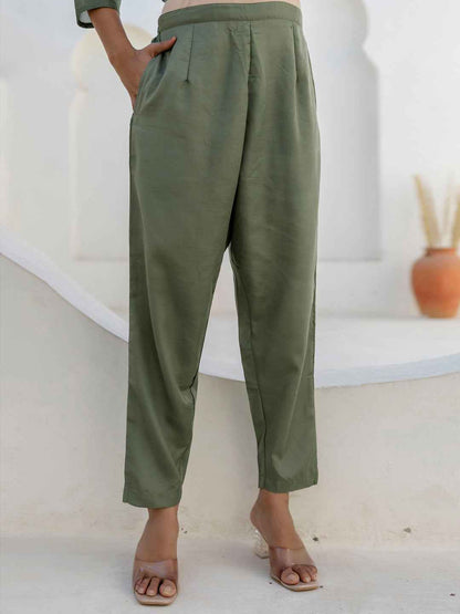 Akrita Women Silk Blend Kurta Pant Dupatta Set