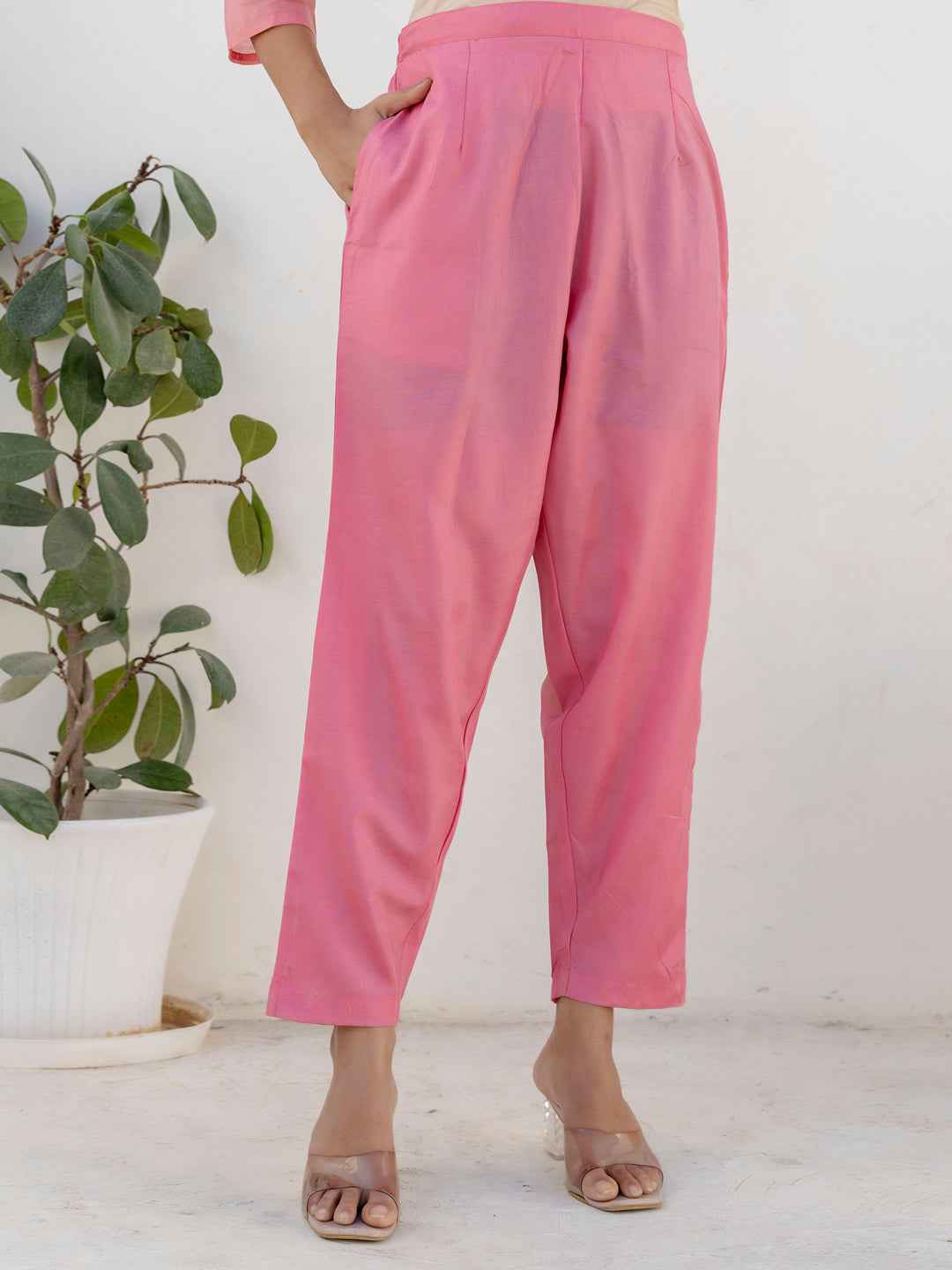 Akrita Women Silk Blend Kurta Pant Dupatta Set