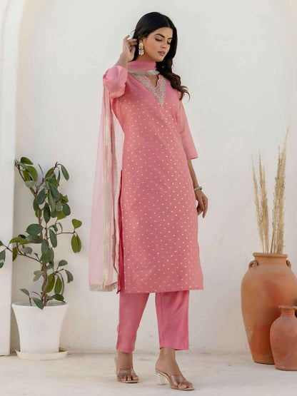 Akrita Women Silk Blend Kurta Pant Dupatta Set