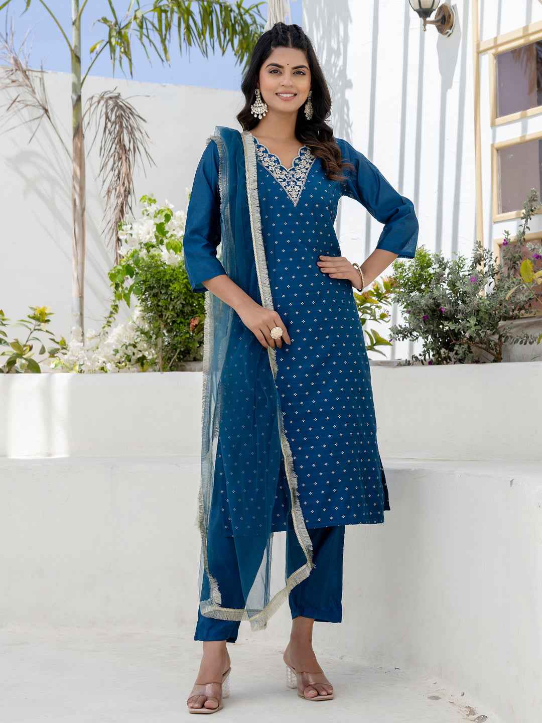 Akrita Women Silk Blend Kurta Pant Dupatta Set