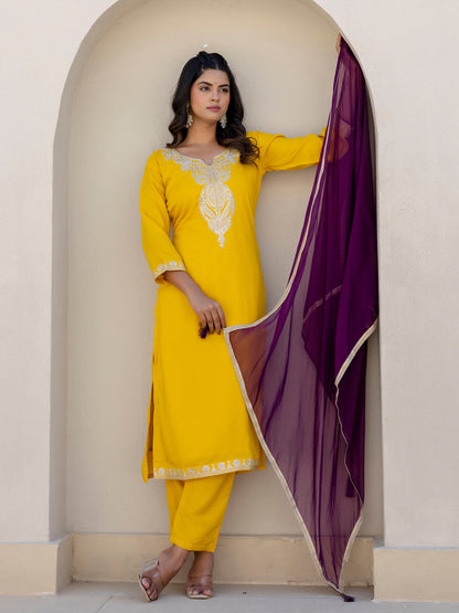 Kriti Silk Blend Women Kurta Pant with Dupatta Sets With Embroidery - FitVibe Fashion