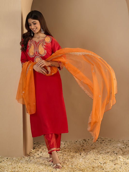 Sarayi Pink Silk Blend Straight Suit Set With Dupatta - FitVibe Fashion