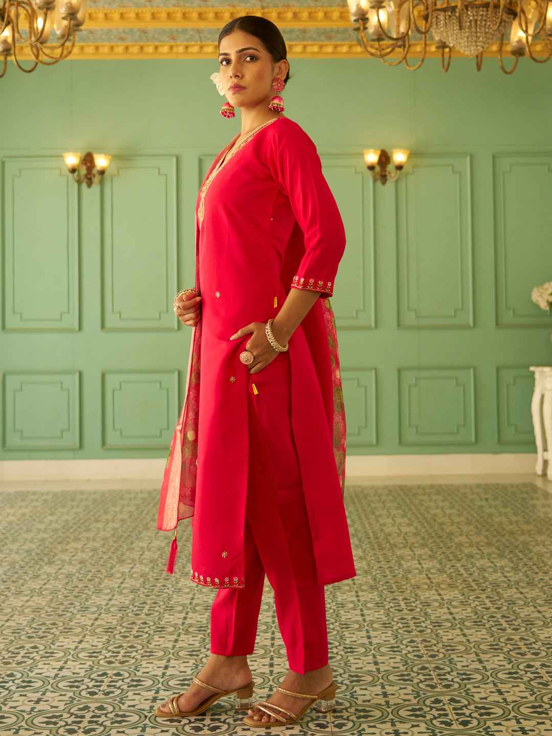 Aarohi Beads Embroidered Pink Women Kurta Sets With Dupatta Straight Suits