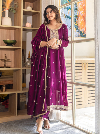 Varsha Elegant Silk Blend Anarkali Kurta Set with Embroidered Dupatta and Flowy Fit for a Stunning Look - FitVibe Fashion