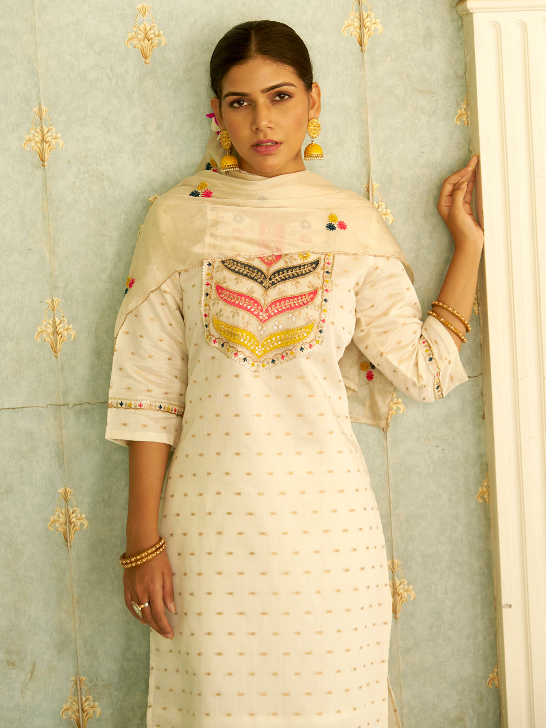 Myra Off White Embroidered Chanderi Silk Kurta Set with Embroidered Dupatta - FitVibe Fashion