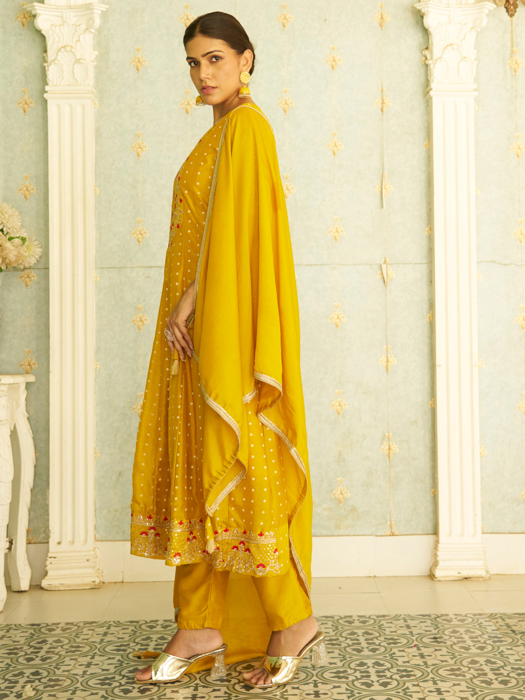 Inaaya Yellow Embroidered Anarkali Kurta Set Suits with Silk Dupatta - FitVibe Fashion