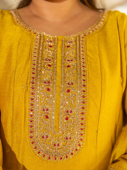 Sumaiya Silk Blend Anarkali Kurta Set with Embroidered Dupatta Elegant Ready to Wear Three Quarter Sleeves Kurta Pant Set - FitVibe Fashion