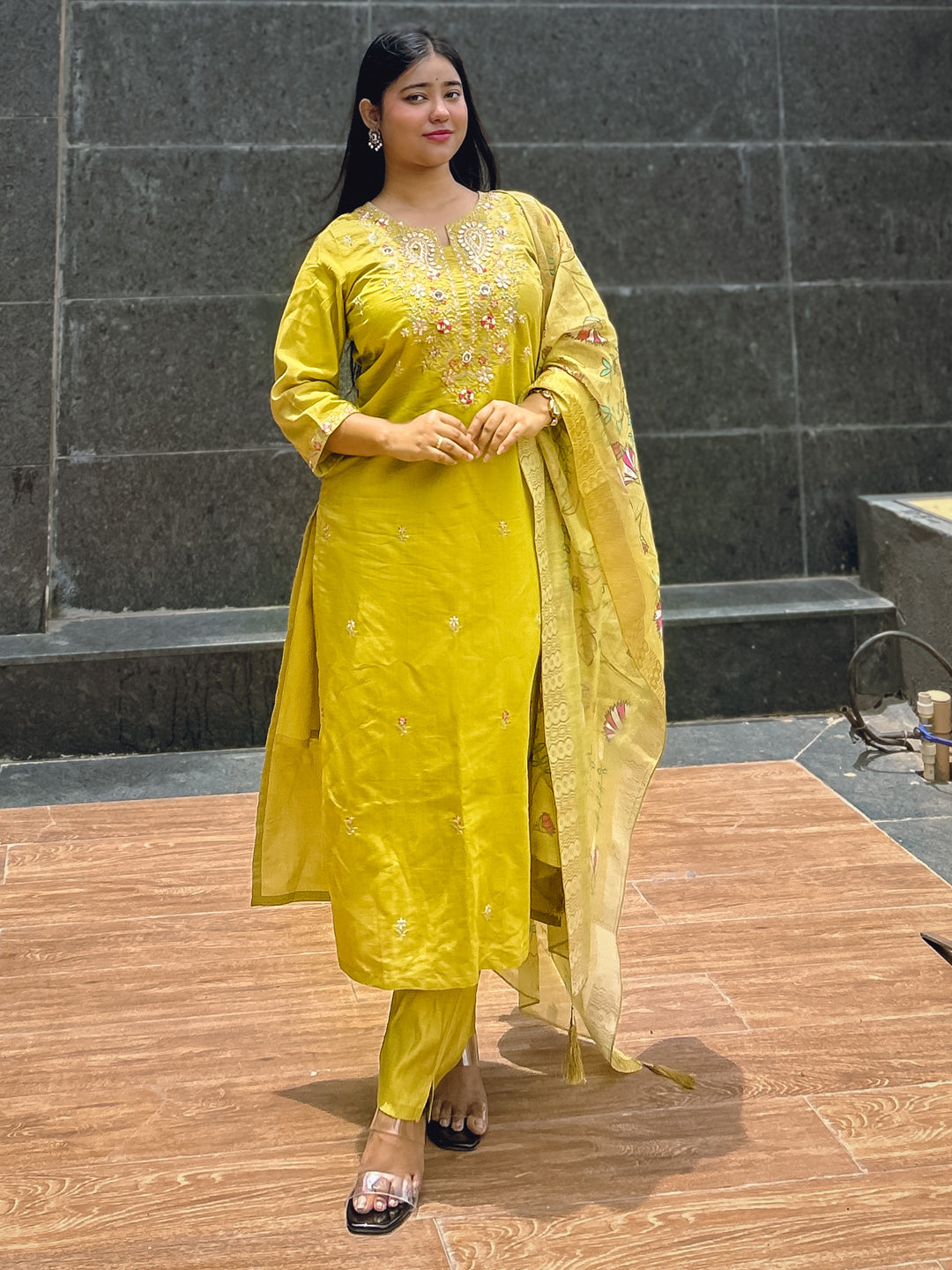 Rajvilas Parrot Green Viscose Rayon Kurta with Trousers & Dupatta Suits - FitVibe Fashion