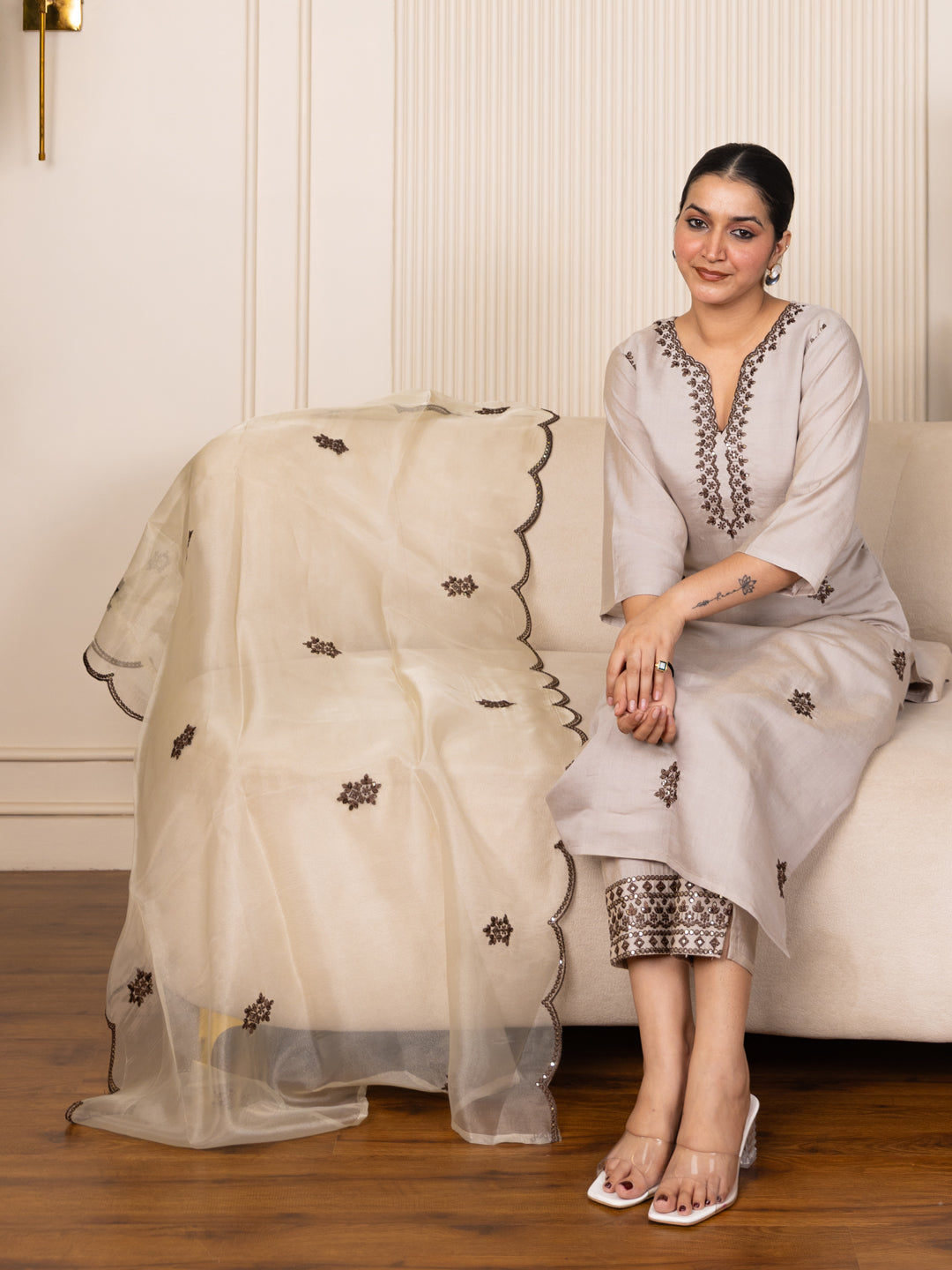 Vyonaa Grey Viscose Rayon Kurta with Trousers & Dupatta Suits - FitVibe Fashion