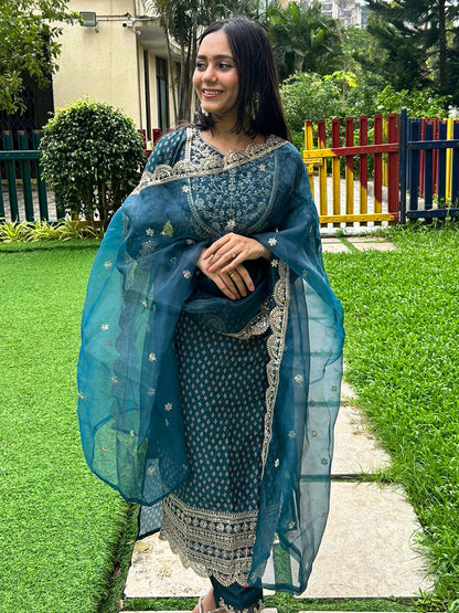 Shagun Women Kurta and Pant Sets Muslin Print Fabric - FitVibe Fashion