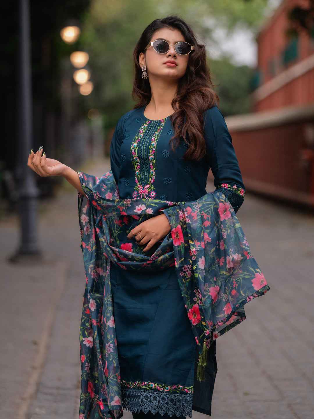 Aarika Women Kurta and Pant Sets Viscose Roman Silk Fabric