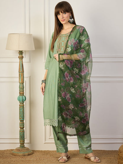 Trendy Pista Women Kurta and Pant Sets Viscose Rayon Fabric - FitVibe Fashion