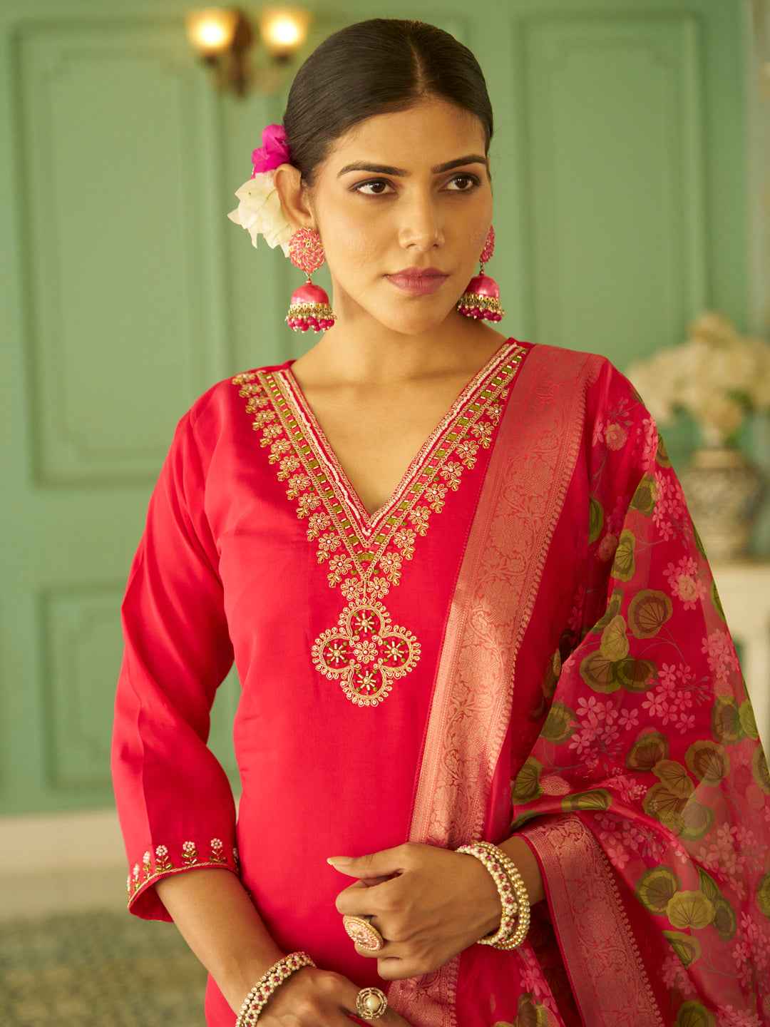 Aarohi Beads Embroidered Pink Women Kurta Sets With Dupatta Straight Suits