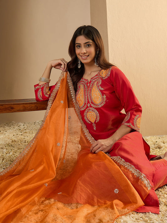 Sarayi Pink Silk Blend Straight Suit Set With Dupatta - FitVibe Fashion