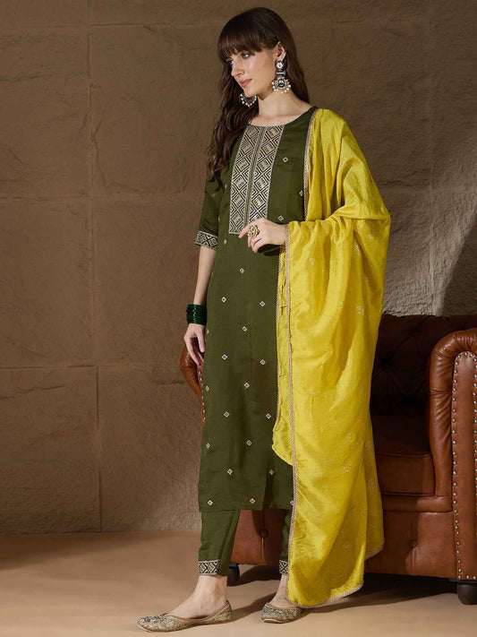 Aarohi green Women Kurta and Pant Sets Silk Blend Fabric