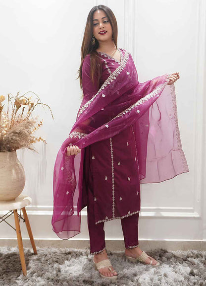 Aabha Womens Embroidered Silk Blend Kurta Pant Dupatta Set Stylish Comfortable Ethnic Wear